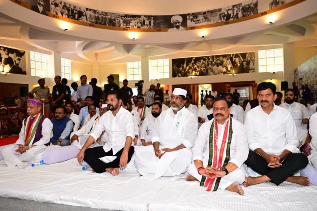 CM, Governor, and PCC pay rich tributes to Mahatma Gandhi at Bapu Ghat.