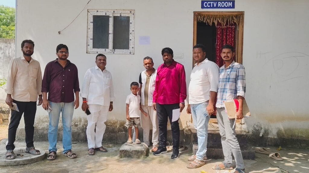 శ్రీనీ డెవలపర్స్ లో అక్రమ కట్టడాలకు బల్ధియా నోటీసులు