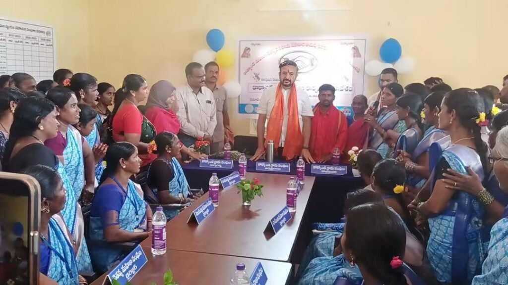 కొక్కొండ గ్రామంలో మహిళా సమాఖ్య భవనాన్ని ప్రారంభించిన ఎమ్మెల్యే మదన్ మోహన్