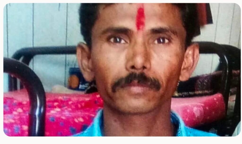 పోలీస్ స్టేషన్ ఆవరణలో హోటల్ నిర్వాహకుడి ఆత్మహత్యాయత్నం