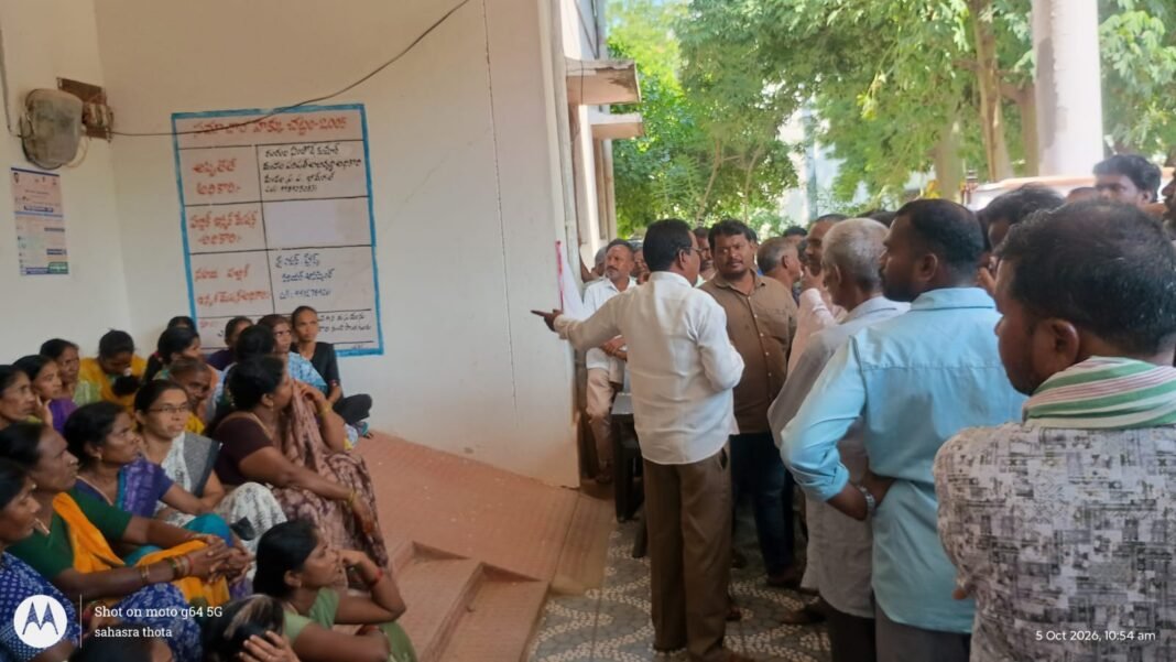 MPDO office besieged, demanding justice