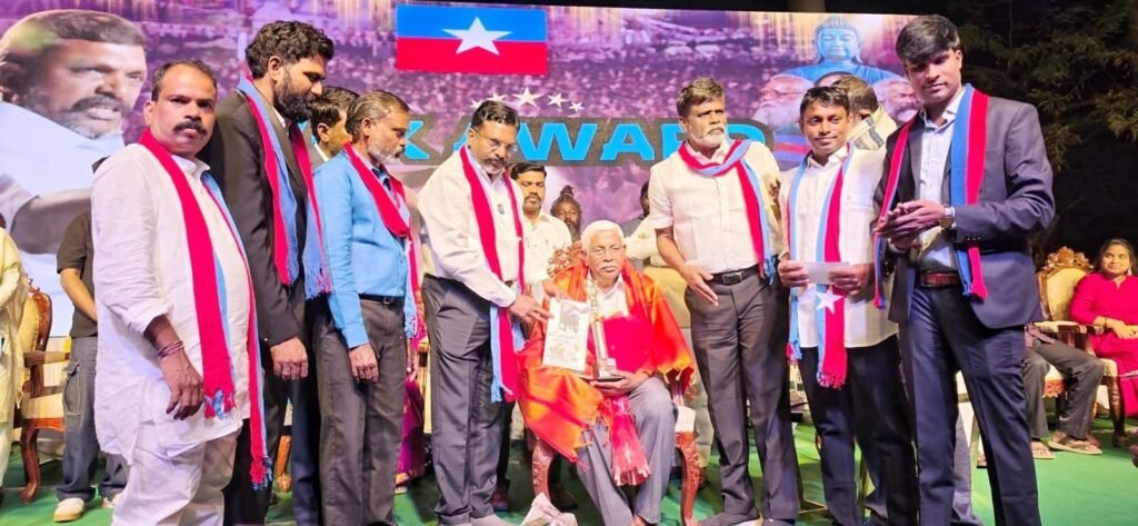 కోదండరాం కు అంబేద్కర్ సూర్యుడు అవార్డు