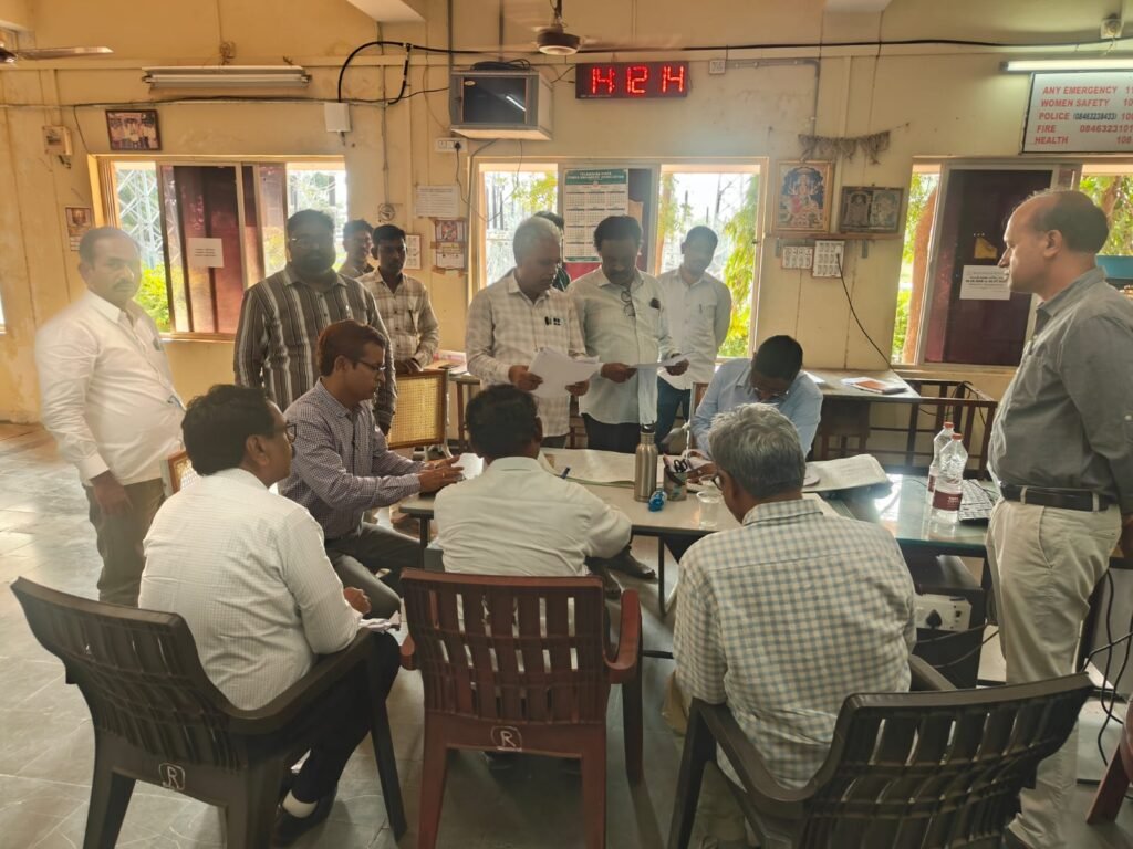 Director (Operations) Madhusudan reviewed the power supply situation