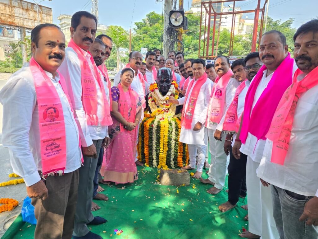 లాల్ బహదూర్ శాస్త్రి ఆశయాలు నేటి తరానికి స్ఫూర్తిదాయకం