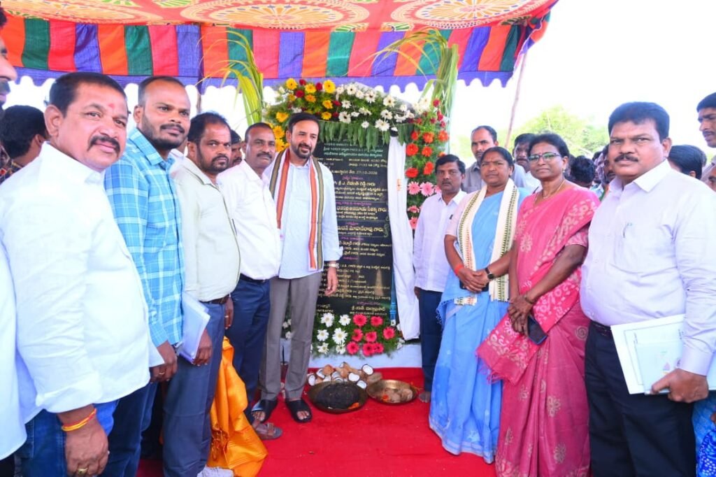 ఎల్లారెడ్డిలో రూ.42.80 కోట్లతో రహదారులకు మహర్దశ